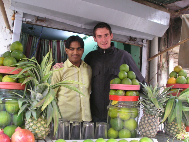 [lang:en]Fresh drink seller[lang:sk]Predava� �erstv�ch n�pojov